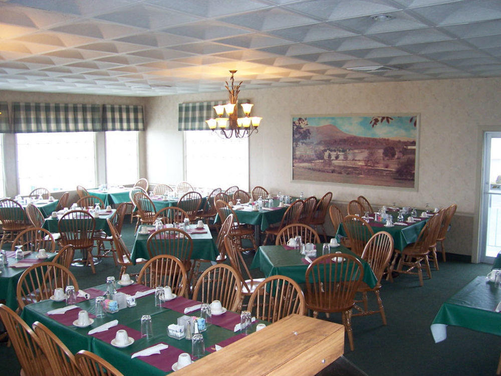 The Village Inn Harrisonburg Exteriör bild